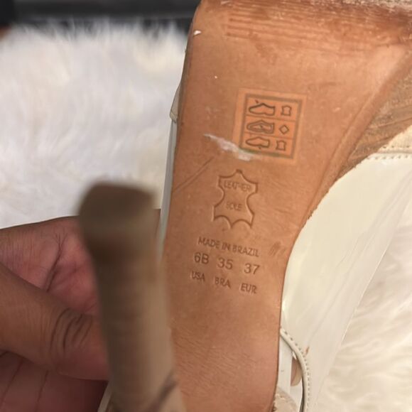 SCHUTZ HEELS SIZE 6 - Picture 5 of 7